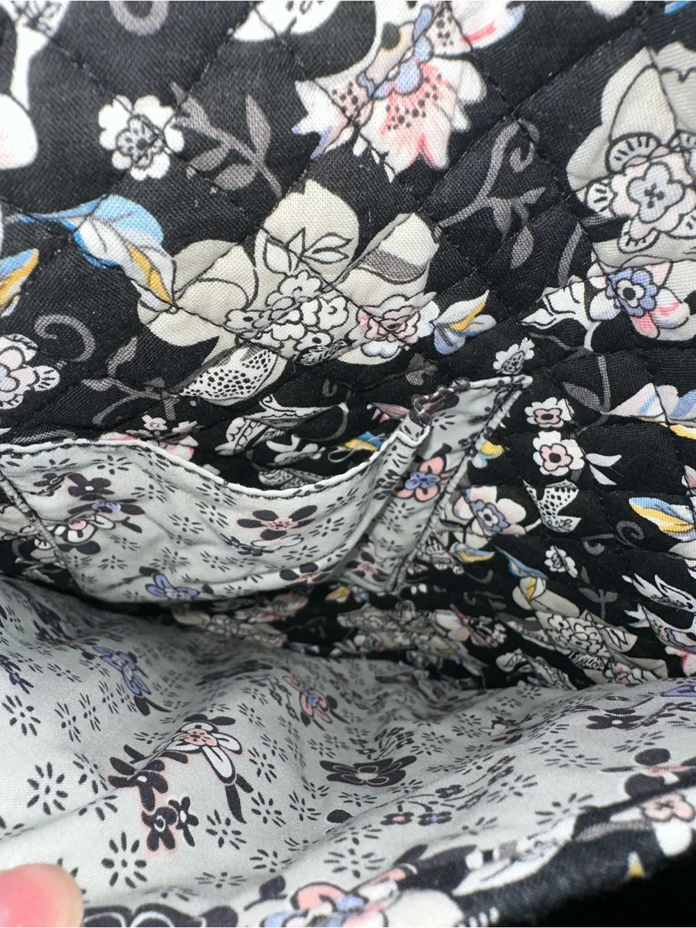 Vera Bradley Miller Travel Quilted Large Tote Black Floral Holland Garden